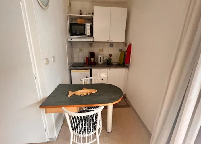 Quiet With Balcony Apartament La Rochelle (Charente-Maritime)